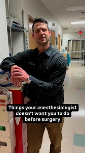 Things your anesthesiologist doesn’t want you to do before surgery… but why? ❗️Eating or drinking before surgery can cause food or liquid to enter your lungs during anesthesia, which can cause choking or aspiration.❗️It’s often recommended to stop using herbal supplements, especially ginger and ginkgo, for at least two weeks before surgery. This reduces the risk of bleeding complications and helps ensure that your anesthesiologist has full control over the factors that affect your anesthesia and