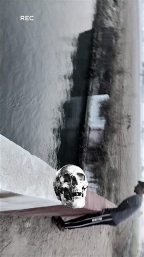 elbow leaver on river bridge ☠️🥶