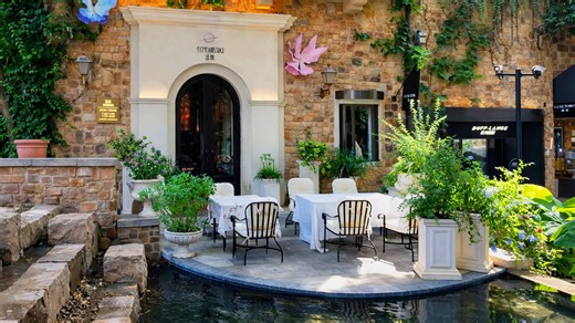 Ein ruhiger Außenbereich zum Essen in China