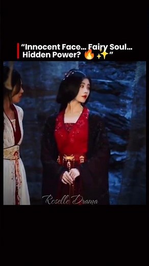 In this scene from The Legend of Shen Li,innocence meets mystery in the most mesmerizing way#cdrama