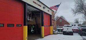 1.7K views · 66 reactions | 10 Truck 6th Battalion 3rd Platoon responding to a MVA on the Rt.190 Southbound Saturday morning March 12, 2022六‍ | Buffalo Fire Department-Helmets & Hose Wagons | Facebook