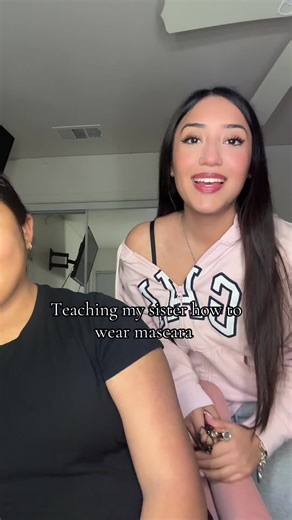 Sister Mascara Tutorial: A Fun Learning Experience