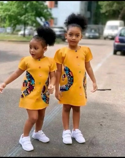 Modèles de Robes en Pagne pour Filles 2024