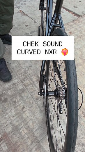 Sepeda Balap ELEMENT CURVED NXR Garansi Frame 5th Spek: Frame TA Alloy Clean Look Integrated 2 x 9 Speed Sensah Ignite FD sensah Fork TA Rigid Alloy Crank Luce BB Kotak 34-50T Sprocket Cassette 11-28T Brifter Sensah Ignite Seatpost Alloy Stemp integrated HandleBar Drop Bar Alloy Luce 44cm Rem cakram Hydraulic Sadel Pedal Ban Deli 700 x 25c Rims alloy 24H Luce 30mm Fhub SOLON TA 24H Warna Black dan Titanium Hanya Rp.6.350k Panduan Size Curved 46Xs ideal 152 - 162cm 48S ideal 163-170cm 50m ideal 1