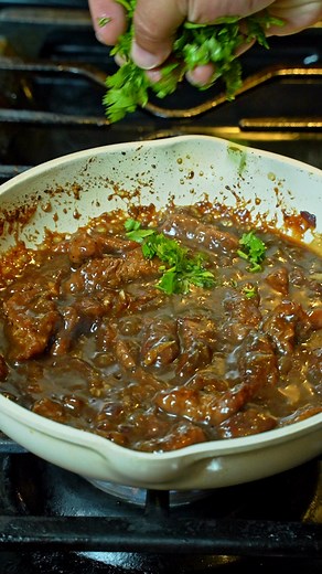 1.4M views · 15K reactions | Así es como preparan la carne en los restaurantes, perfecta para tu almuerzo o cena | Comidas Caseras | Facebook