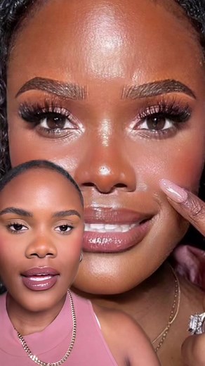 #greenscreen How to Prevent Oily Makeup ✨ If you struggle with oily makeup, there are a few simple steps you can take to prevent it. Start by using a hydrating primer before applying your foundation, and opt for oil-free or water-based makeup products. Additionally, setting your makeup with a translucent powder and carrying blotting papers with you throughout the day can help control excess shine and keep your makeup looking fresh and oil-free #beauty #makeup #makeuptutourial #oilymakeup #oilyma