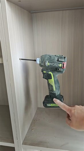 Hei Gang anti-slip bits grip screws firmly. High hardness quenching. Durable. Boost work efficiency