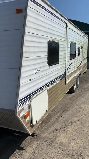 THE fastest 🏃‍♂️ 💨 way to wash 🧼 an RV before putting it into storage for the season! Link in bio for Total Wash! #rv #rvmaintenance #campertrailer #rvlife #rvwash #dutchmentraveltrailers #traveltrailer