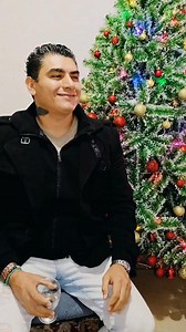 Para esos amigos, para que quiero enemigos 🤷🏻‍♂️ #navidad #navidad2025 #humormusical #humor #parodiahumor | Rasec Feel