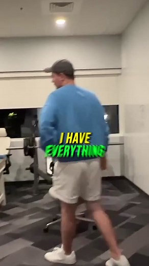 Mr Beast SLEEPS in his Office #mrbeast #hometour #officetour | Steve Jobs