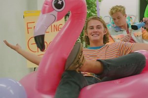 Lirik Lagu Feeling Good Like I Should dan Artinya, Sunday Best - Surfaces - Sonora.id