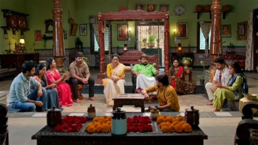 vantalakka serialfb on Instagram: "Illu illalu pillalu serial today episode #illuillalupillalu #starmaaserials❤️❤️ . . Follow for more videos @unique_serials21 Credits Jio hotstar"