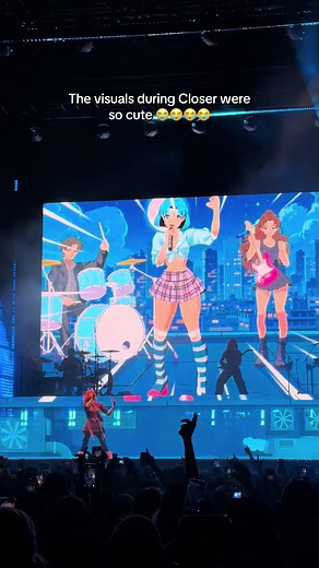 Halsey Hits the Stage at Back to the Badlands in LA