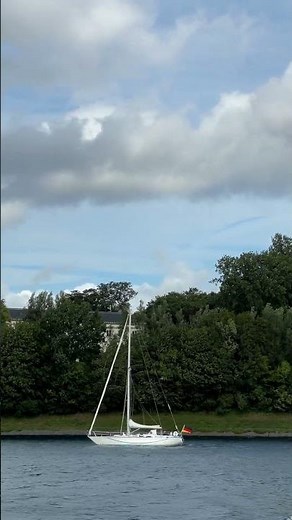 12m Segelboot Loop to #vessel #sailboat #sailboatlife #sailing #sail