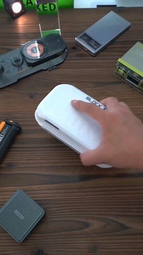 517 reactions | Unboxing a Tegic power bank, as always, industrial design aesthetics, so cool! #reel #reels | Mobilezone277 | Facebook