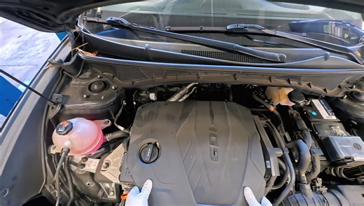 COME ALONG AS I REPLACE THE GDI INJECTORS ON A 2022-CURRENT HYUNDAI WITH A SMARTSTREAM 2.5L. SYMPTOMS MISFIRE AND OR SMOKE FROM EXHAUST. #mechaniclife #techlife #iykyk #hyundai#smartstream