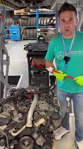 224K views · 4.8K reactions | La segunda excursion del motor de este Mercedes Clase R  • • #trainingtechacademy #mecanicodeltiktok #gtautomocion #motor #mecanico | Angel Gaitan | Facebook