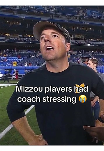 Mizzou players had coach stressing — College Football moment