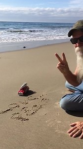 53K views · 4.1K reactions | Love & Peace ✌️ | Seasick Steve | Facebook