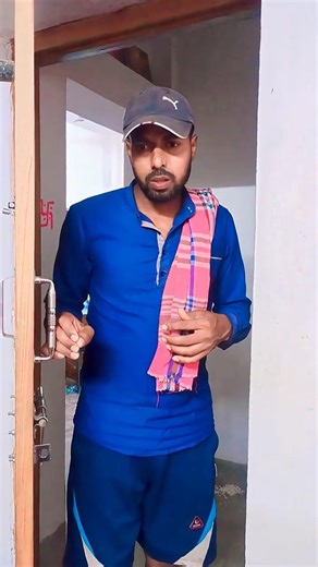 Look what the two cats are doing when they come to bathe.😜😂🤣🐈🤔 #comedia #challenge #cat #funny