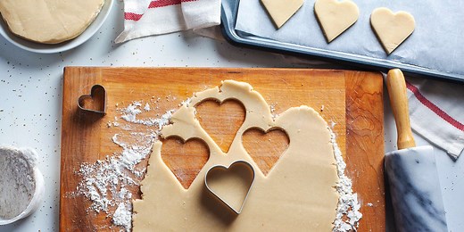 Americans Still Don't Understand the Risks of Eating Raw Flour, Research Reveals