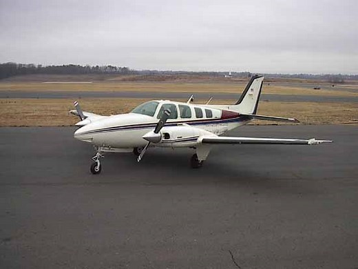 BARON 58 Specifications, Performance, and Range