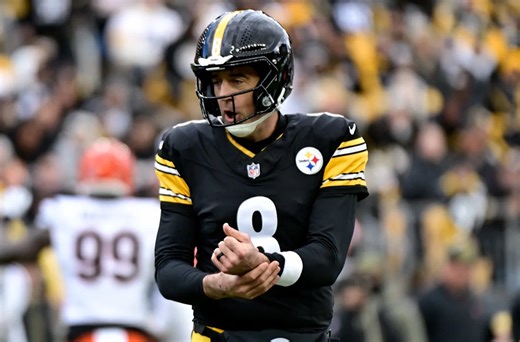 Aaron Rodgers Updates Injury Status ahead of Bills Game