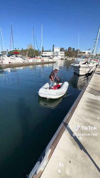 Demolishing Abandoned Boats in Marina Del Rey