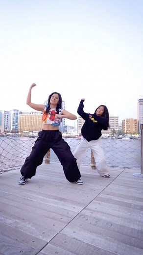 262K views · 485 reactions | ON. LOOP. Obsessed w this Afro mix of #Ambarsariya !y’all know Afro music and dance is my FAV anyway so this was a vibe to do! Will bring this routine to cities soon ❤️ DC: @nidhikumardance #DanceWNids Dancing w my star student @jializadsouza ✨  @ayushkrishnann Edited by @sambar_ka_saajan | Nidhi Kumar | Facebook