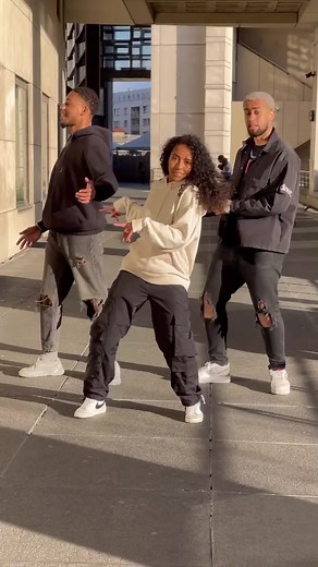 INFINITY 🔥😜 qu’en pensez-vous de ma Chorée￼ ? 🤔 W/ @micke.mlk @klo_19