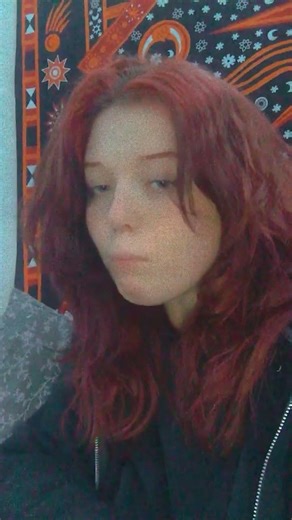 Taylor vaping like a champ 2021