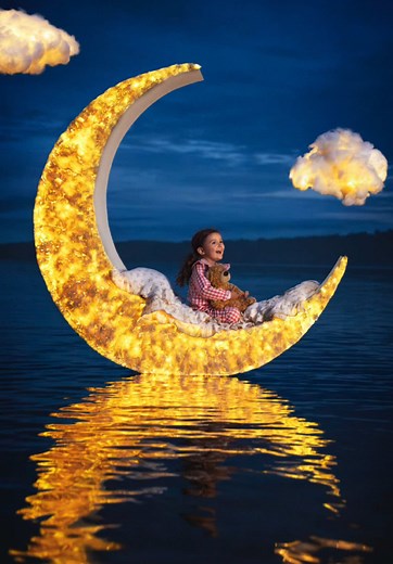 Creating a Glowing Moon for Stunning Lake Photography