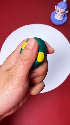 paper crafts creator on Instagram: "Title: DIY Alien Eyes Squeeze Toy Hashtags: #AlienToy #DIYSquishy #StressReliefCraft #SqueezeToyDIY #FunCrafts #KidsDIY #GalaxyCraft #CreativeToys #EasyCraftProject #OutOfThisWorldCraft"