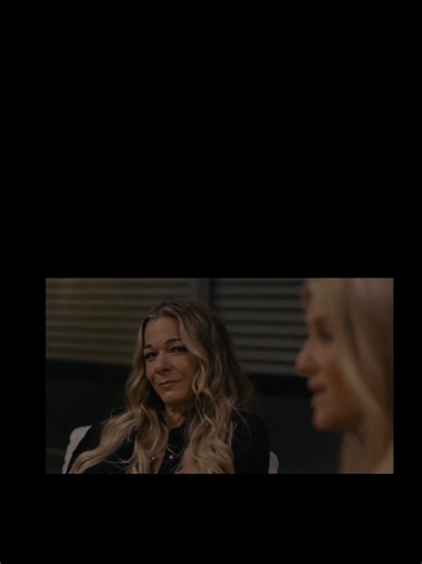 Also I was just curious abt their season premier and dont actually watch Nashville so can someone tell me if anything happens between these two bc DIXIE WHAT WAS THAT LOOK AFTERWARDS 👀 #dixiebennings #blythehart #evanbuckley #eddiediaz #911onabc