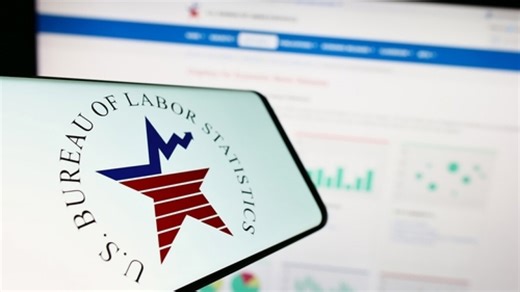 US economic contraction: GDP slips 0.3% amid tariff disruptions