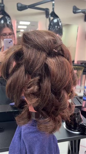 Stylish Beehive Hairstyle Tips for a Crisp Look