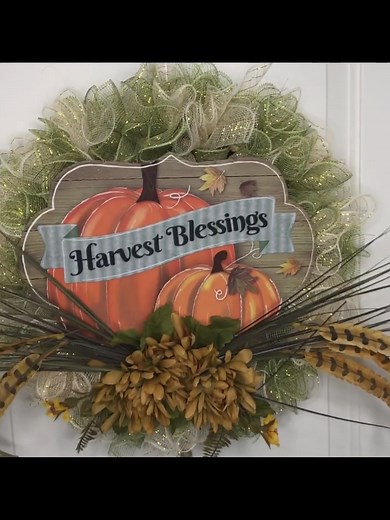 Dollar Tree Fall Ruffle Wreath DIY - #wreath #wreathmaking #wreathmaker #dollartree #dollartreediyprojects #dollartreewreath #dollartreehacks #fallwreath