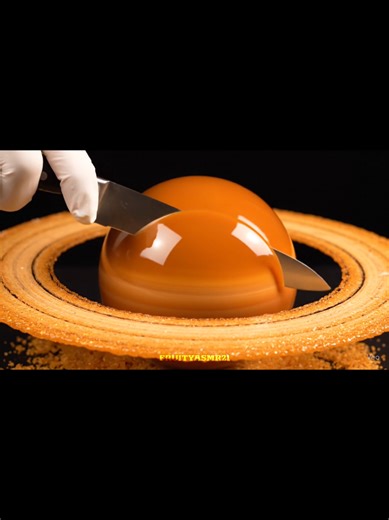 Saturn Caramel Ring into Toast🍮🪐 #calmingsounds #relaxing #asmr #viral #asmrsound