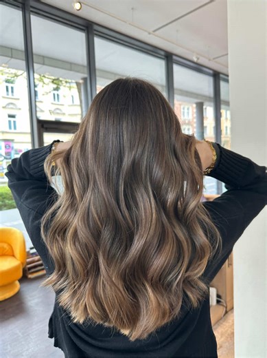 wunderschöne vorher nachher Ergebnisse 🤩#blonde #balayagehighlights #friseursalon #münchen #perfect #bright #hairdresser #muc #foruyou #salemsalon #LuxuryHair