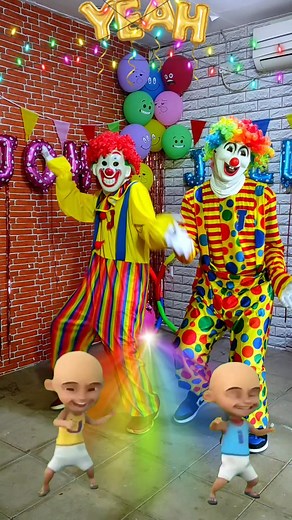 Badut Lucu dan Viral: Joget Gemoy Tiktok 2024