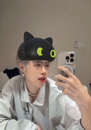 Understanding Personal Identity and Authenticity