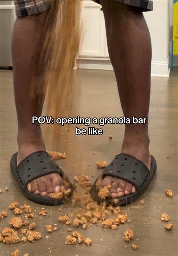 Eating a Nature Valley Crunchy Granola Bar be like this fr #fyp #comedy #funny #reels #viral