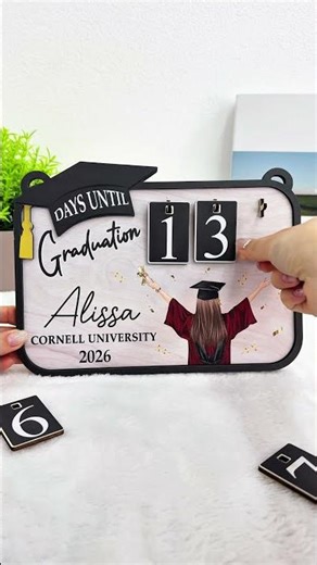 Days Until Gradutation | Personalized Graduation Countdown Tracker