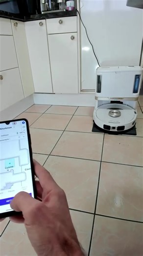 Aspirateur robot et laveur Shark PowerDetect NeverTouch Pro 2-en-1 autovidant, autoremplissant et autonettoyant blanc AV2800ZEEUWH