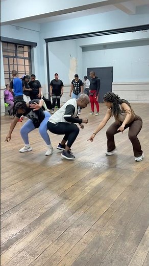 Zulu Dance Workout for bigger Glutes