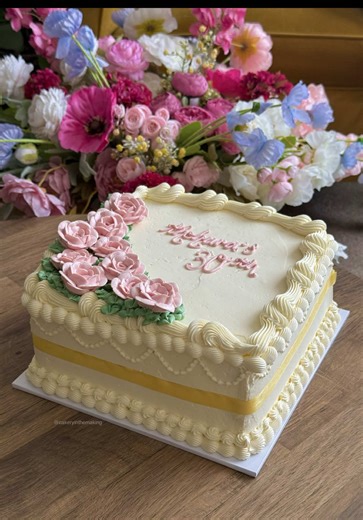Recreating a Vintage 25-Year-Old Cake