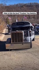 Ever seen a school bus that looks like it could out pull a Peterbilt and still drop off the kids by 8am? Meet the “Peterbus” – where detention meets diesel. It's got the face of a big rig and the soul of a schoolyard – and we’re not sure whether it’s headed to a truck stop or a field trip. Either way, it’s stealing stares and probably your lunch money. 👉 Who else wants to ride this beast to school? 💡 Want to drive for one of the best Chicago-based trucking companies and earn great money? Our t