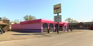 Several people seen shooting guns at Evansville strip club, police say