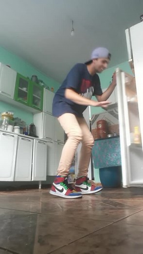 Tu Costa Encosta: A Dance Challenge with DJ Venom Branco