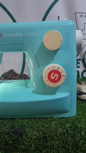 Sewing Machines And Mannequins in Nigeria on Instagram: "Singer Simple Electric Table Top Easy to carry about 30 Lovely inbuilt stitches Which include Straight stitches Overlock stitches Blind hem Zigzag stitch Buttonholes Beautiful lovely decorative stitches Twin needles enble Zigzag foot Bobbins Zipper foot Overlock foot Button fixing fixing Blind hem foot Pedal control Direct to light Perfect for fabrics and wigs 140,000 promo"